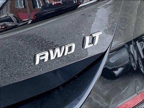 Used 2022 Chevrolet Equinox LT image 27