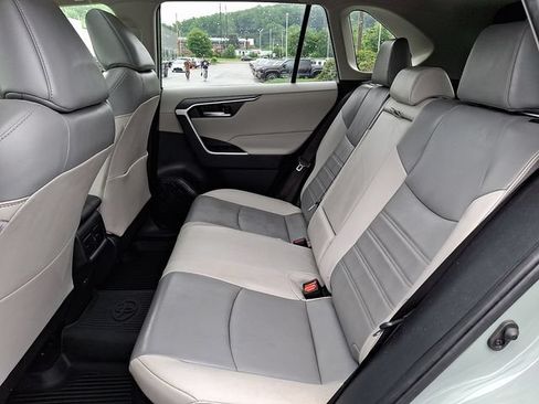 Certified 2023 Toyota RAV4 XLE Premium AWD/4WD image 10