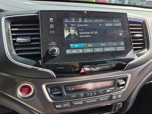 Used 2022 Honda Pilot Special Edition image 29