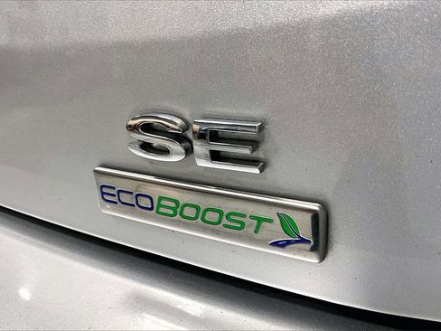 Used 2017 Ford Focus SE image 7