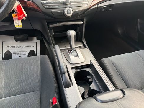 Used 2012 Honda Crosstour EX image 17