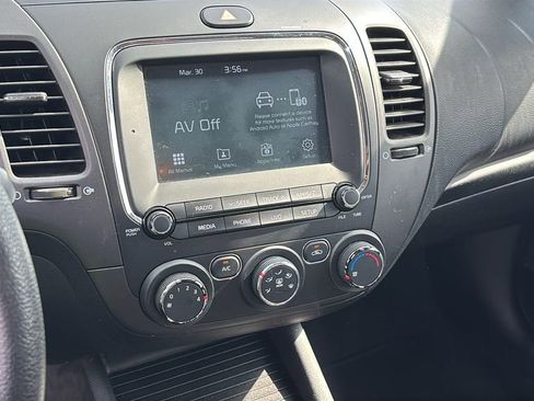 Used 2018 Kia Forte LX w/ LX Popular Package image 20