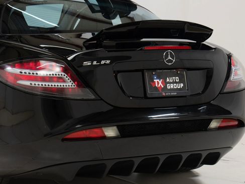 Used 2006 Mercedes-Benz SLR image 15
