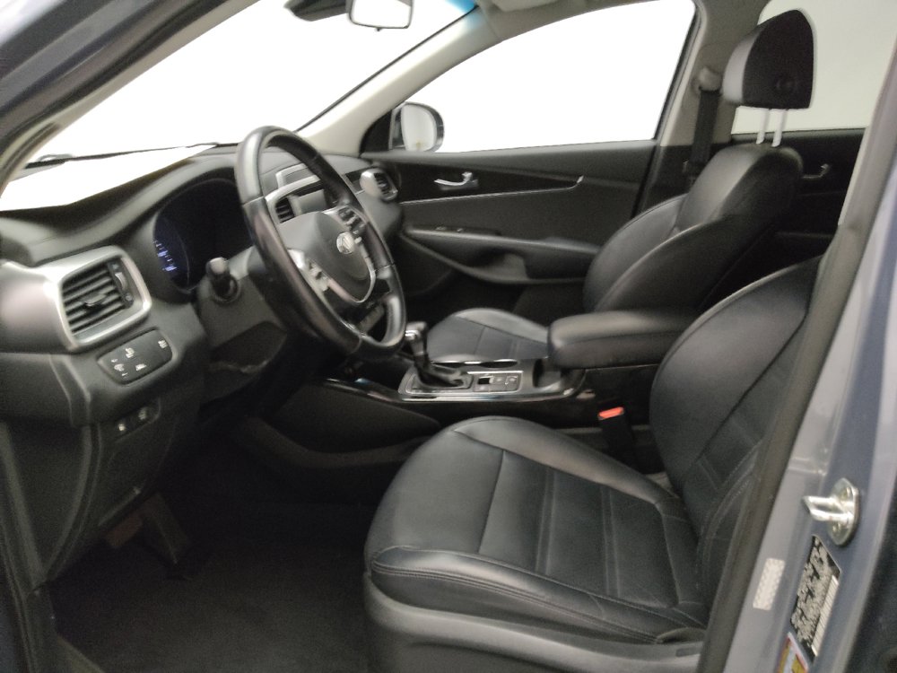 Used 2020 Kia Sorento EX FWD image 17