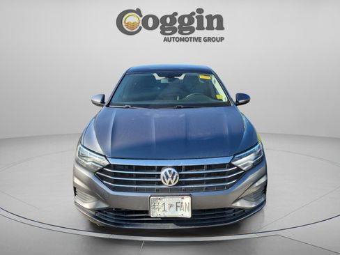 Used 2020 Volkswagen Jetta SE w/ SE Cold Weather Package FWD image 9