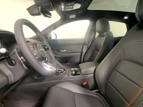 Used 2024 Jaguar E-PACE R-Dynamic SE image 12