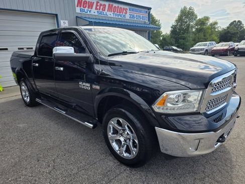 Used 2013 RAM 1500 Laramie w/ Convenience Group AWD/4WD image 3