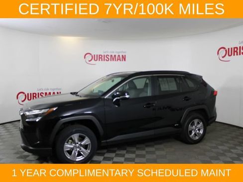 Used 2025 Toyota RAV4 XLE AWD/4WD image 4