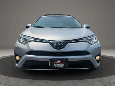 Used 2017 Toyota RAV4 Limited w/ Advanced Technology Package AWD/4WD image 3