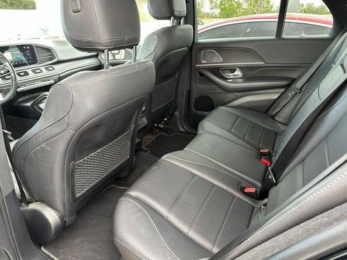 Used 2023 Mercedes-Benz GLE 350 w/ AMG Line Exterior image 4