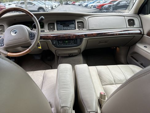 Used 2004 Mercury Grand Marquis LS image 18