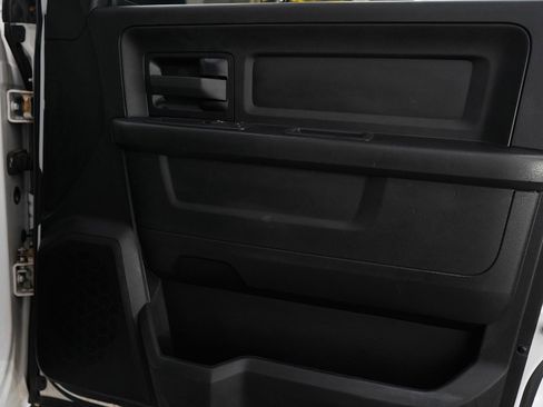 Used 2017 RAM 1500 Tradesman image 9