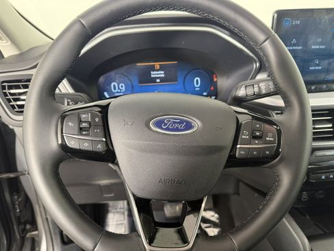 Used 2025 Ford Escape Platinum AWD/4WD image 21