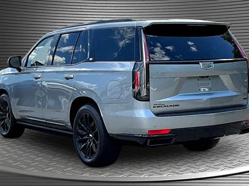 Used 2024 Cadillac Escalade Sport w/ LPO, ONYX Package AWD/4WD image 4