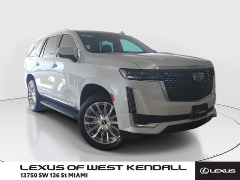 Used 2023 Cadillac Escalade Premium Luxury RWD image 1