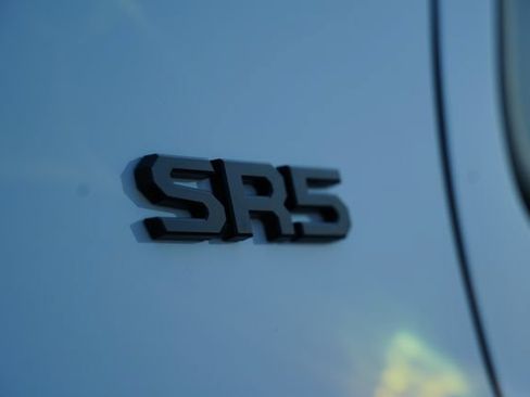 Used 2026 Toyota 4Runner SR5 RWD image 10