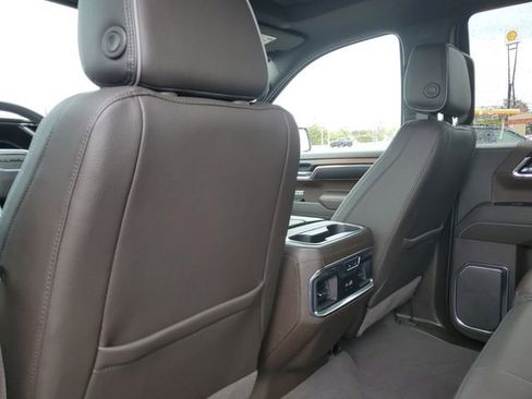Used 2024 GMC Sierra 1500 Denali w/ Denali Reserve Package AWD/4WD image 31
