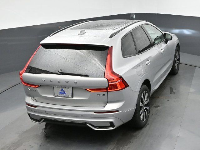 Used 2024 Volvo XC60 B5 Core AWD/4WD image 44
