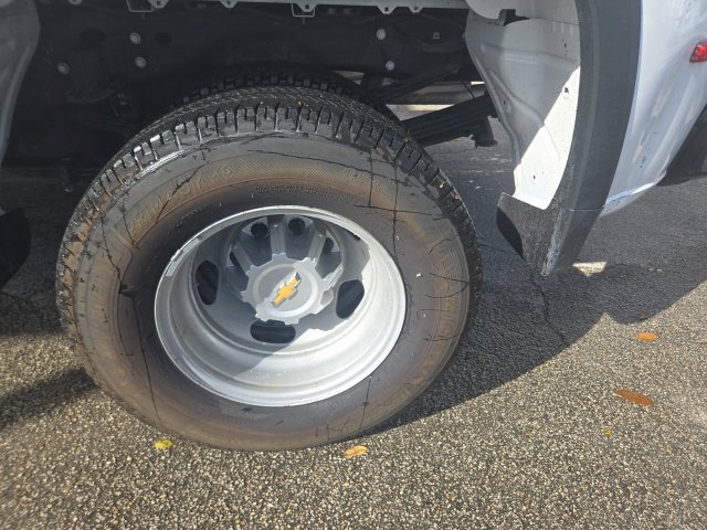 Used 2024 Chevrolet Silverado 3500 W/T AWD/4WD image 8