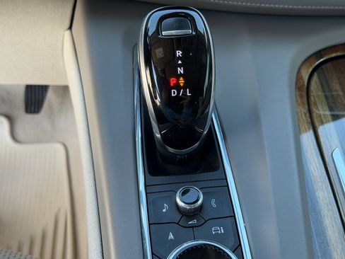 Used 2021 Cadillac Escalade ESV Sport Platinum image 28