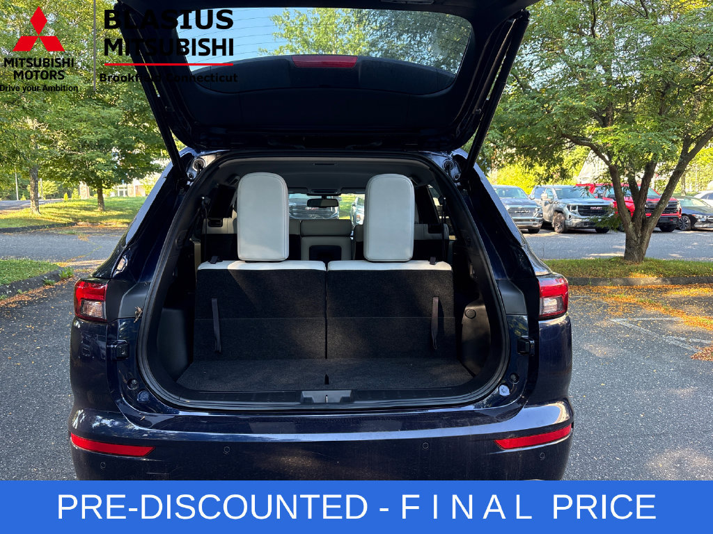 Used 2024 Mitsubishi Outlander SEL AWD/4WD image 49
