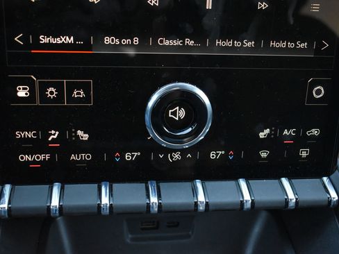 New 2026 GMC Terrain AT4 w/ LPO, Floor Liner Package image 31