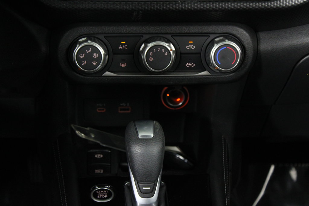 Certified 2023 Nissan Kicks SV FWD image 22