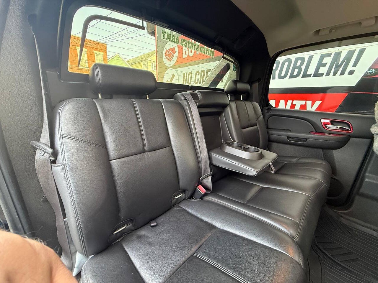 Used 2012 Chevrolet Avalanche LT w/ Suspension Package, Off-Road AWD/4WD image 9