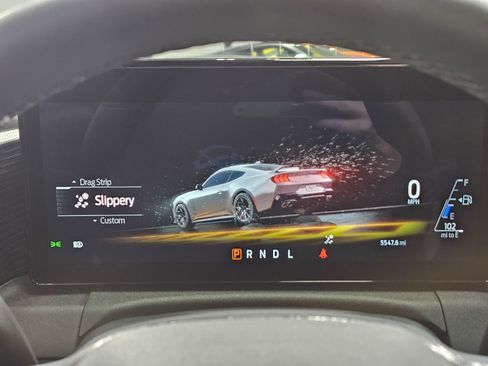 Used 2025 Ford Mustang Coupe image 38