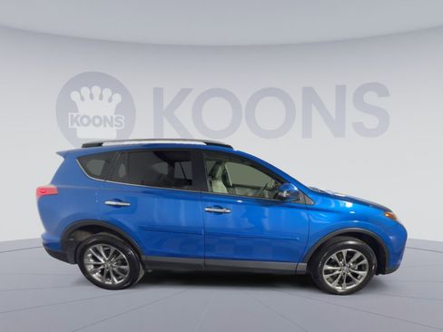 Used 2018 Toyota RAV4 Limited image 12