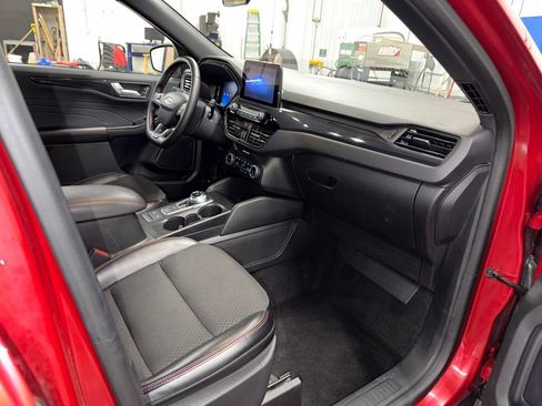 Used 2024 Ford Escape ST-Line AWD/4WD image 19