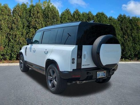 Used 2026 Land Rover Defender 110 X-Dynamic SE AWD/4WD image 6