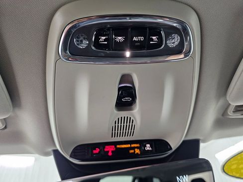 Used 2016 Volvo XC90 T6 Momentum AWD/4WD image 23