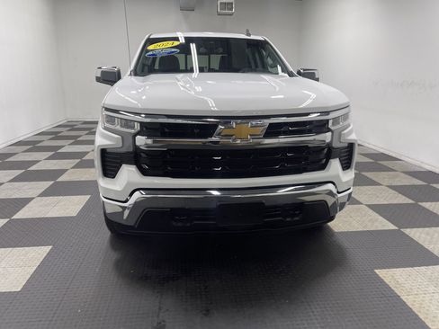 Used 2024 Chevrolet Silverado 1500 LT w/ Z71 Off-Road Package image 7