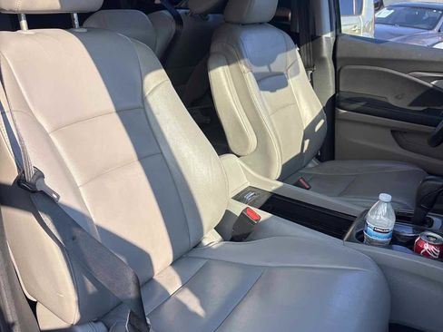 Used 2016 Honda Pilot EX-L image 3
