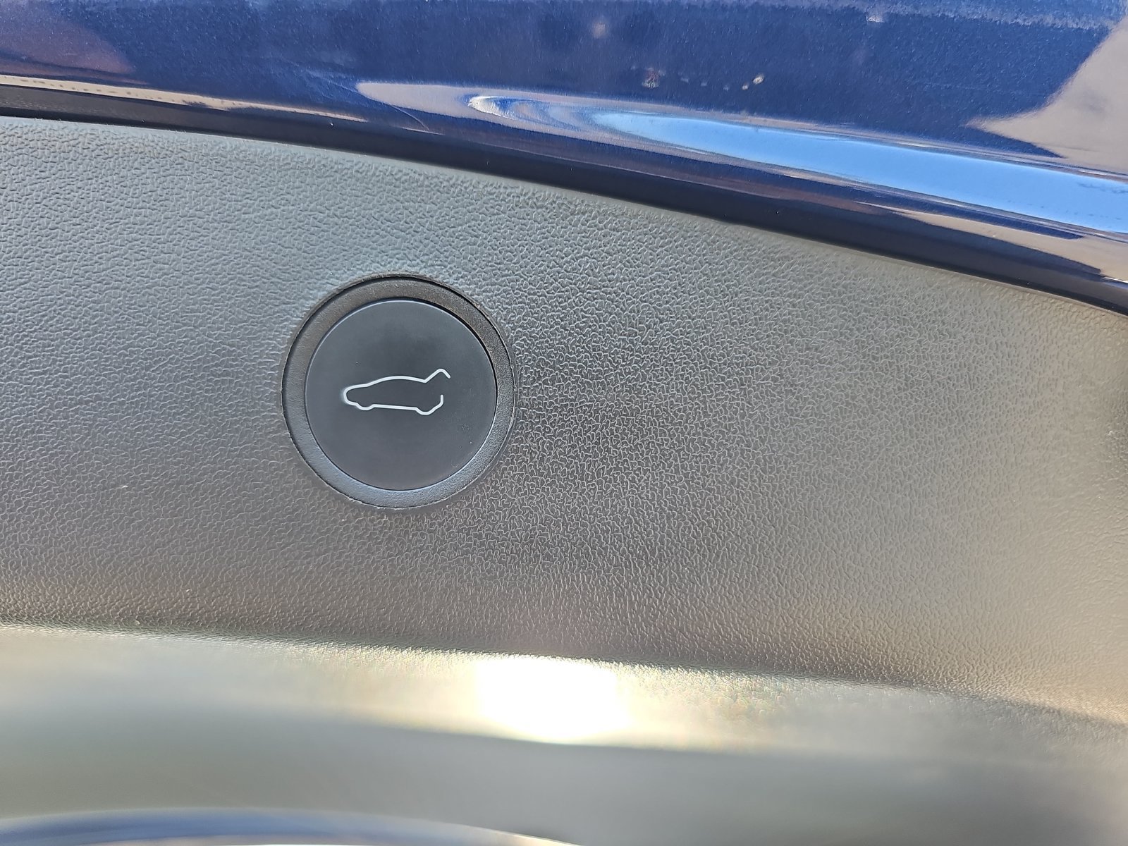 Used 2022 Tesla Model 3 Long Range AWD/4WD image 34