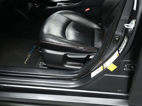 Used 2018 Toyota Prius Prime Plus image 10