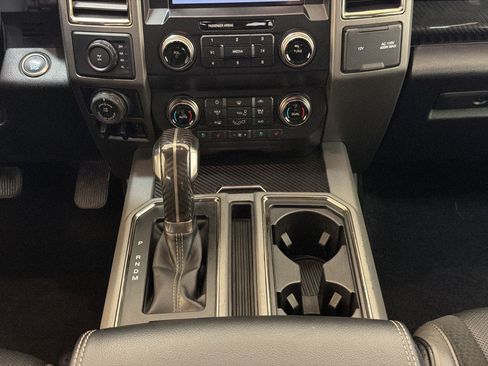 Used 2020 Ford F150 Raptor w/ Equipment Group 802A Luxury AWD/4WD image 18