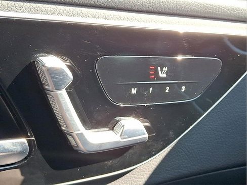 Used 2022 Mercedes-Benz C 300 4MATIC Sedan image 26