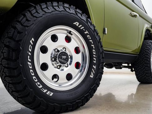 Used 2024 Ford Bronco Black Diamond image 5