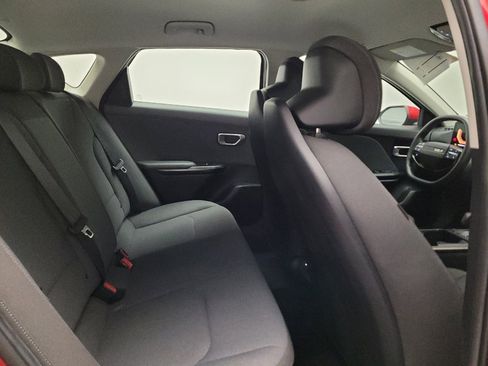 Used 2025 Kia K4 FWD image 19