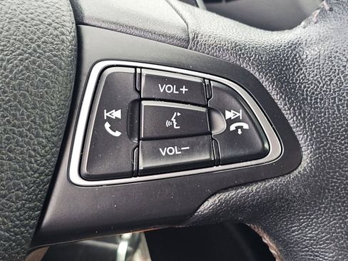 Used 2018 Ford Escape SE w/ SE Sport Appearance Package AWD/4WD image 14