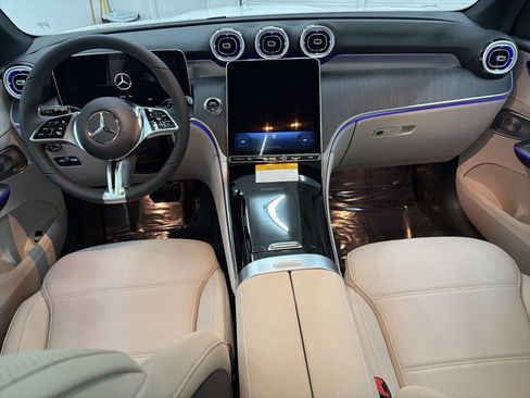 New 2026 Mercedes-Benz GLC 300 image 22