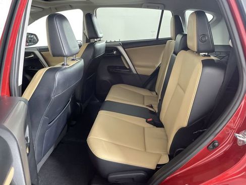 Used 2016 Toyota RAV4 Limited image 21