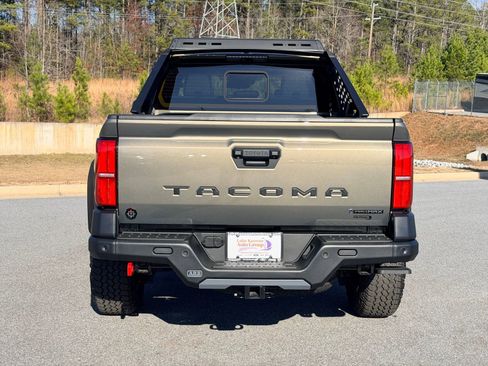 Used 2025 Toyota Tacoma 4x4 Double Cab Hybrid image 21