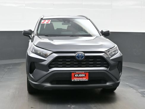 Used 2022 Toyota RAV4 LE AWD/4WD image 6