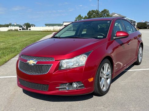 Used 2012 Chevrolet Cruze LTZ w/ RS Package FWD image 4