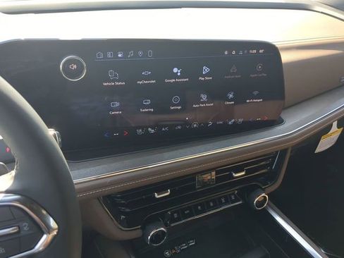 New 2026 Chevrolet Suburban High Country w/ Sun And Tow Package AWD/4WD image 30