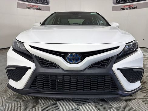 Used 2022 Toyota Camry SE w/ Audio Upgrade Package image 9