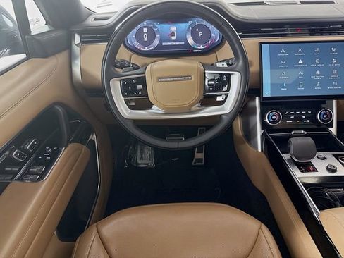 Certified 2023 Land Rover Range Rover SE AWD/4WD image 25
